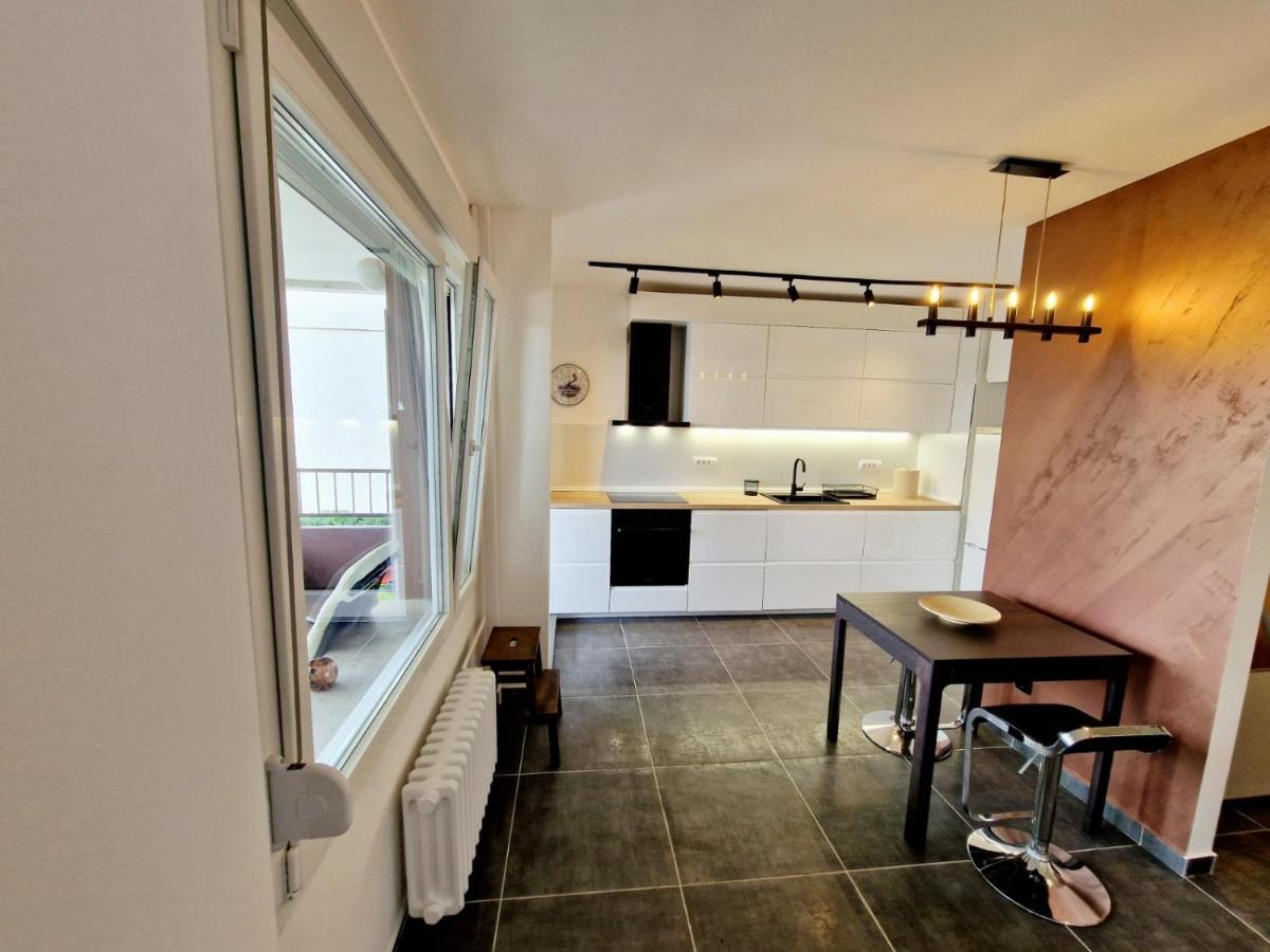Apartment Nena Belgrado Buitenkant foto