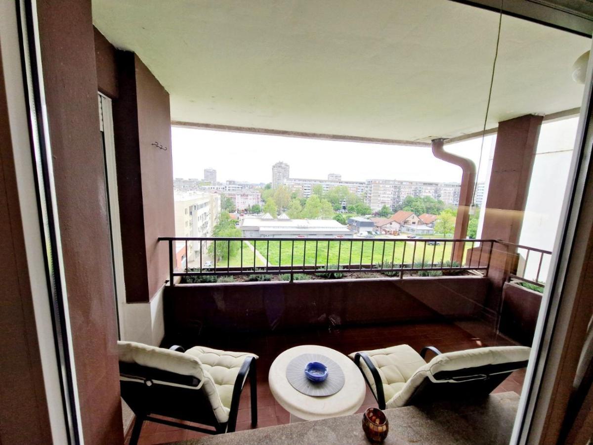 Apartment Nena Belgrado Buitenkant foto